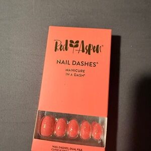 Red Aspen Nail Dashes in Summer Sunsets, Suki